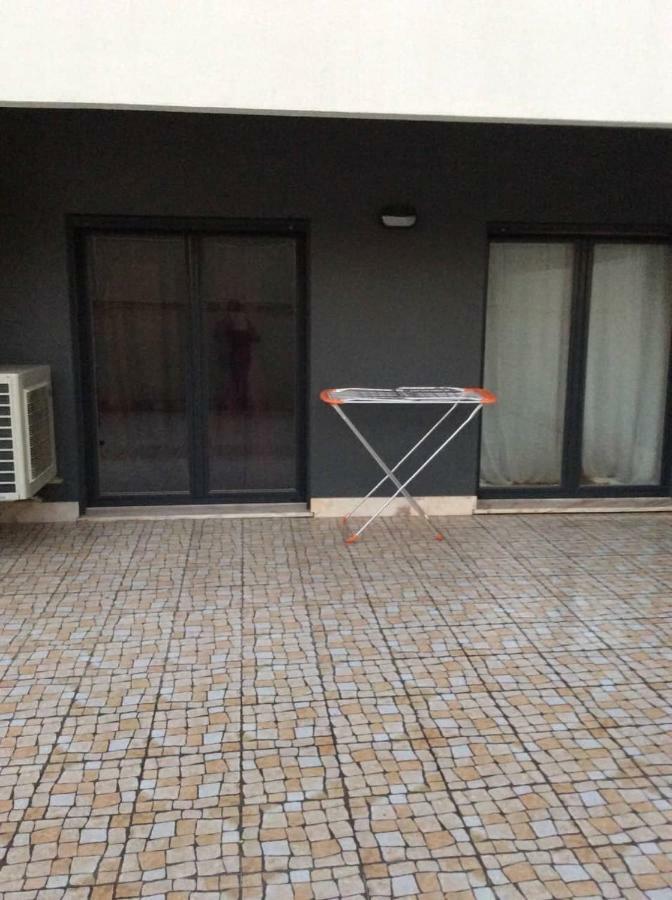 Adalberto Nascimento Luxury Aparta-Hostel At Colinas Do Cruzeiro Odivelas  Exterior photo